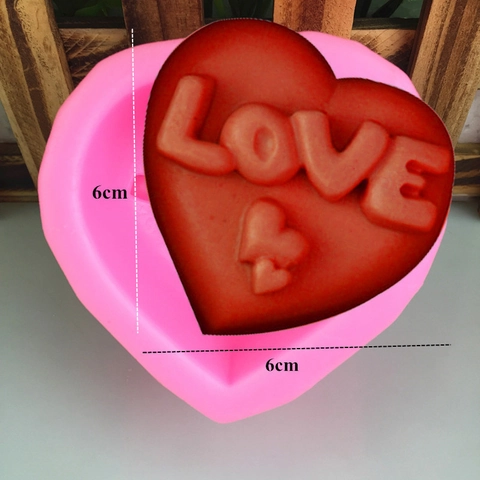 Valentinstag Herzform Silikonform Mit LOVE Buchstaben Relief Für DIY Handgemachte Seife Kerze Schokolade Kuchen Backen Rosa Form