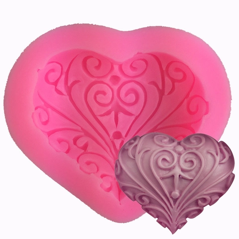 Stampo in Silicone a Forma di Cuore con Motivo a Volute Barocche Strumento per Decorazione Torte Fondente per Sapone DIY Cioccolato Candele