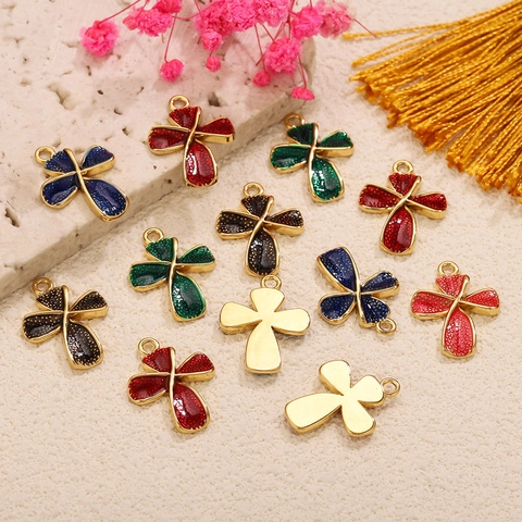 Pendentif Croix Trèfle en Acier Inoxydable Émail Avec Goutte d'Huile Pailletée Accessoire Bijoux DIY Femme