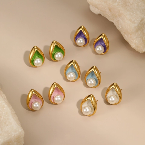 Vintage 18K Gold Plated Stainless Steel Water Drop Stud Earrings With Enamel Artificial Pearl Inlay Elegant Fashion Jewelry For Women
