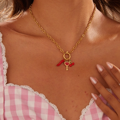 Collier Pendentif Cerise Piment Verre à Vin en Acier Inoxydable pour Femmes Plaqué Or Émail Charme de Fruits Bijoux Chaîne Épaisse
