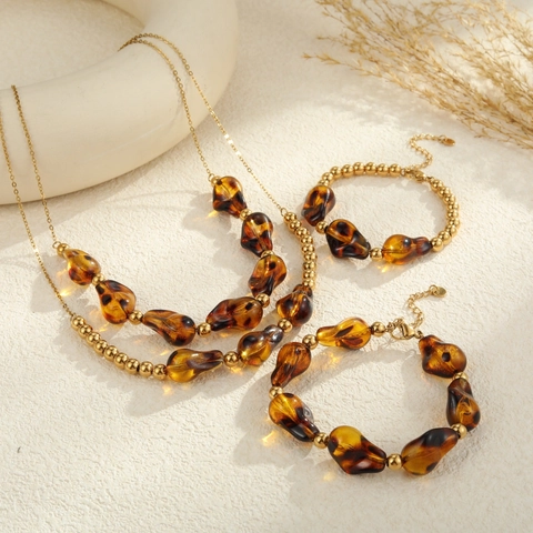 Vintage Leopardenmuster Harz Edelstahl Halskette Armband Set Vergoldet Unregelmäßige Perle Mode Pendler Schmuck Für Damen