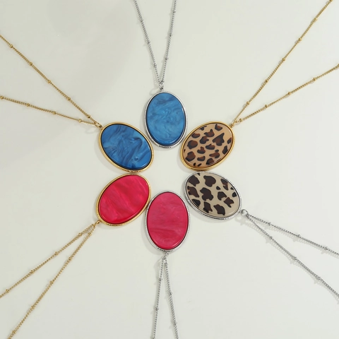 Collana con Pendente Ovale in Acciaio Inossidabile Vintage con Stampa Leopardata Orecchini a Goccia Metallici Martellati Donna Gioielli