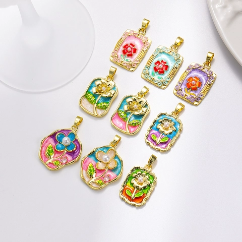 Collier Pendentif Fleur en Émail Vintage avec Fausse Künstliche Perle Cuivre Plaqué Or Floral Rose Lys Collier Femme Bijoux