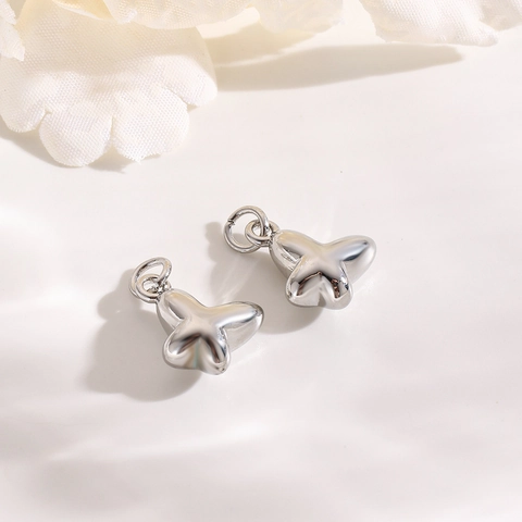 Ciondoli Farfalla In Rame Placcati Oro 18K Accessori Per Gioielli Fai Da Te Charms Solid Forma Animale Per Bracciale Collana