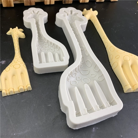 Stampo in Silicone a Forma di Giraffa per Decorazione Torte Cioccolato Fondente Strumento Fai da Te Gesso Argilla Bianco
