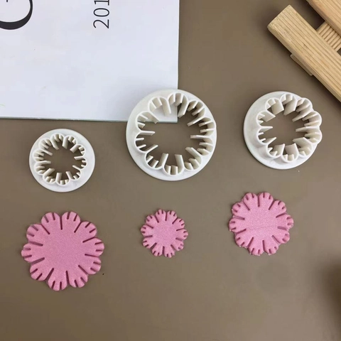Cortador de Galletas de Silicona con Forma de Flor Multipétalos Herramienta de Repostería DIY Molde de Chocolate