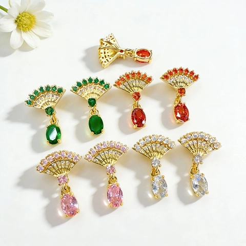 Vintage Chinese Style Fan Shaped Copper Zirconia Pendant 18K Gold Plated Elegant Charm For Women Jewelry Making Accessory