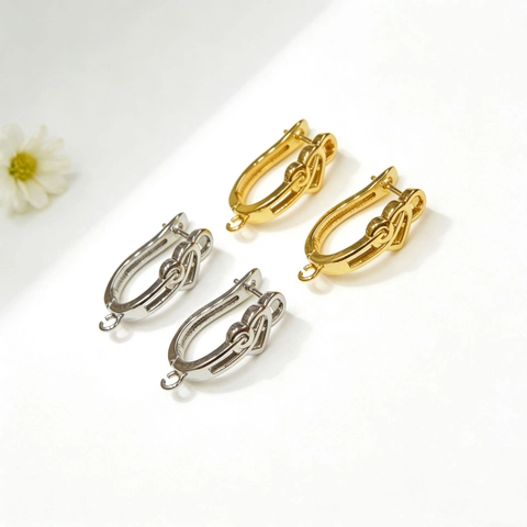 Ganci per Orecchini a Nodo di Cuore in Ottone per Creazione Gioielli Placcati in Oro 18K Fermagli per Orecchini a U per Fai da Te