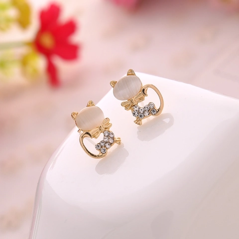 Cute Cat Stud Earrings Gold Plated Alloy With Pink Cat's Eye Stone Sparkling Rhinestone Animal Jewelry Gift For Women Girls