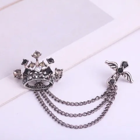 Broche de Borla Vinculado con Cruz de Corona de Estilo Británico Vintage Aleación Diamante de Imitación Insignia de Cadena Gótica para Joyería de Moda Hombre Mujer