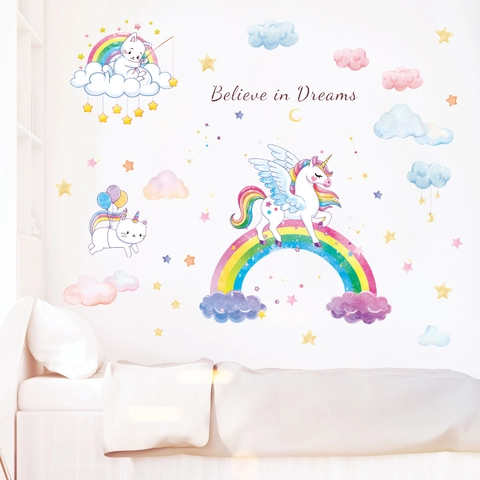 Cartoon Regenbogen Einhorn Wandaufkleber Für Kinderzimmer Aquarell Wolken Sterne PVC Abnehmbare Kindergarten Deko Wandbild