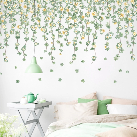 Nordisch Frische Gänseblümchen Kleeblatt Rebe Wandaufkleber Für Wohnzimmer Schlafzimmer Home Decor PVC Wasserdicht Blumen Pflanzen Wandtattoos