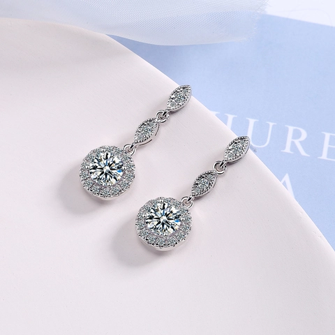 Peervormige Zirkoon Hangende Oorbellen Met 925 Sterling Zilver Stift Elegante Luxe Koperen Sieraden Voor Vrouwen Feest