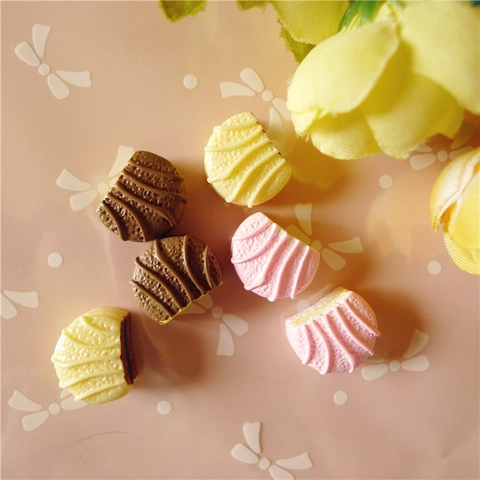 Cabochons de Gâteau et Biscuit en Résine DIY pour Décoration de Coque de Téléphone Accessoires de Bijoux Faits Main Charms