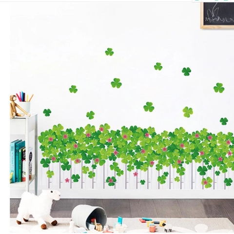 Green Clover White Fence Wall Sticker PVC Pastoral Plants Decal For Kids Room Kindergarten Nursery Bedroom Living Room Decor