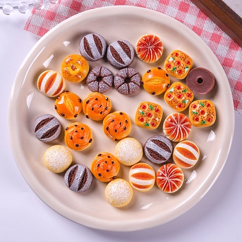 Miniature Simulation Bread Dessert Food Play Resin DIY Accessories For Dollhouse Decoration Keychain Pendant Handmade Craft