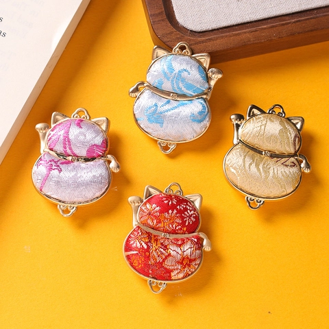 Chinese Style Lucky Cat Pendant Satin Brocade Alloy Frame Embroidery Charm For DIY Keychain Bag Accessory Vintage Jewelry