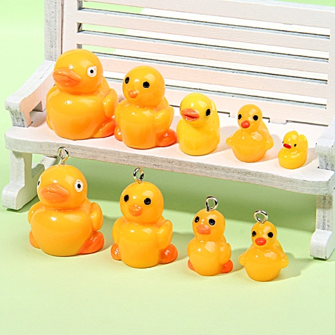 Resin 3D Little Yellow Duck Pendant For DIY Jewelry Making Keychain Materials Micro Landscape Decoration Miniature Craft Ornaments