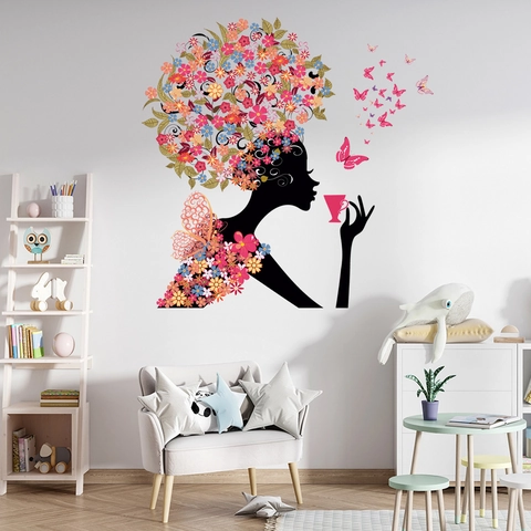 Sticker Mural Créatif Silhouette Femme Florale Imperméable PVC Autocollant Papillon Fleur Décor pour Salon Chambre à Coucher Chambre d'Enfant