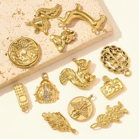 Stainless Steel Gold Plated Animal Shape Pendants For Jewelry Making Bee Ladybug Fox Squirrel Teddy Bear Pendant DIY Necklace