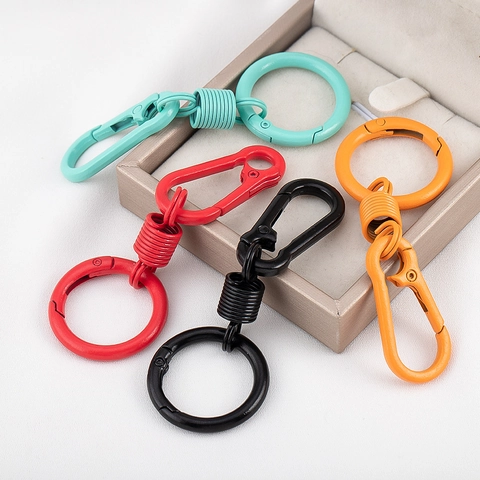 Macaron Color Alloy Spring Carabiner Keychain Hook Circle Key Ring DIY Jewelry Bag Accessory Pendant for Women Men