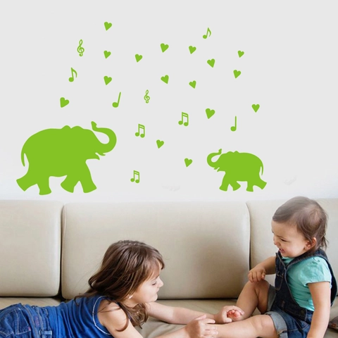Stickers Muraux Éléphant Dessin Animé Lumineux Brille Dans Le Noir PVC Fluorescent Cœur Notes Musique Pour Décoration Chambre