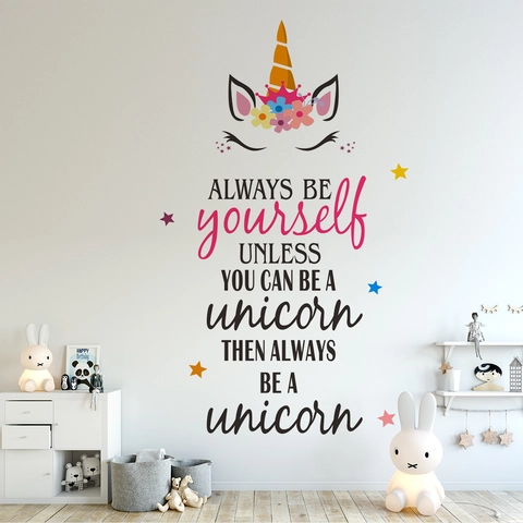 Cartoon Einhorn Wandsticker Inspirierendes Zitat Always Be Yourself Wasserdichtes PVC Dekor Für Kinderzimmer