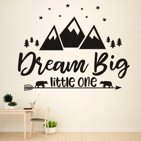 Adesivo Murale Dream Big Little One Montagne Stelle Orso Alberi Pino Vinile Decalcomania da Parete per Cameretta Nido Camera da Letto Soggiorno Decorazione Casa
