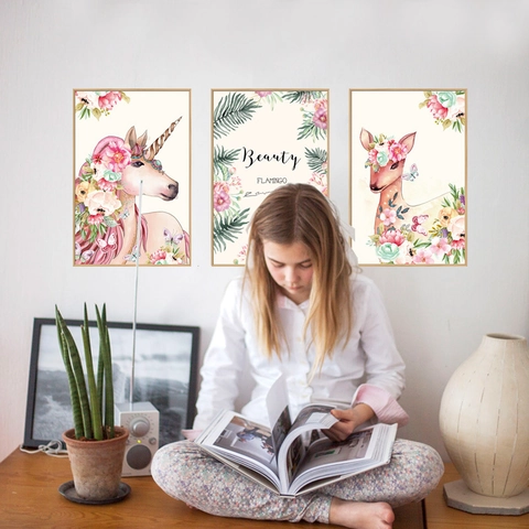 Sticker Mural Dessin Animé Licorne Cerf Fleur Murale Décorative en PVC Amovible pour Salon Chambre d'Enfant Décor de Fond