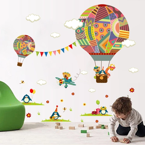 Stickers Muraux Montgolfière Dessin Animé pour Chambre d'Enfant Décoration Crèche Étanche PVC Animaux Ours Pingouin Girafe Décalcomanie Murale DIY