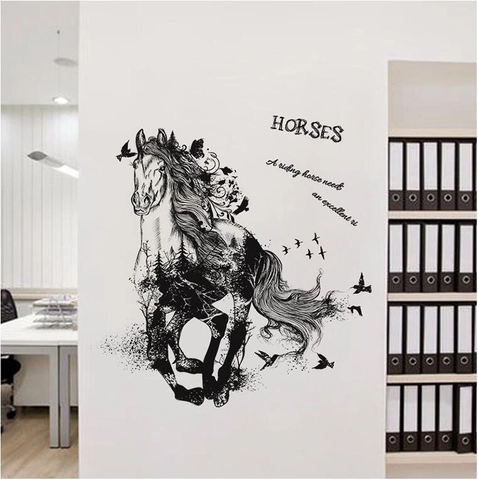 Laufendes Pferd Silhouette PVC Wandtattoo Abnehmbarer Künstlerischer Tieraufkleber Mit Naturwald Design Für Home Office Dekor