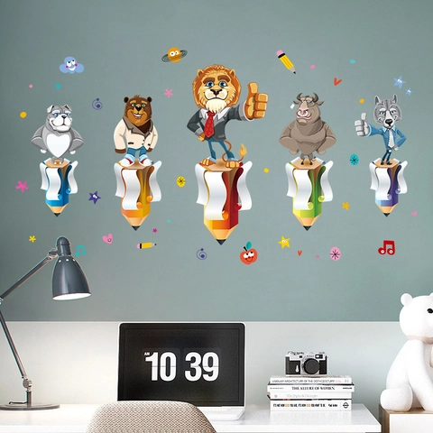 Adesivi Murali Animali Dei Cartoni Animati Su Matite Giganti Per Cameretta Bambini Asilo Camera Da Letto PVC Impermeabile Rimovibile Arredamento Casa