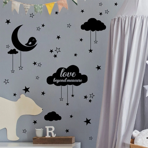 Vinilo Decorativo Nórdico Luna Nubes Estrellas Cita Love Beyond Measure Removible de PVC para Habitación de Niños Decoración Negro