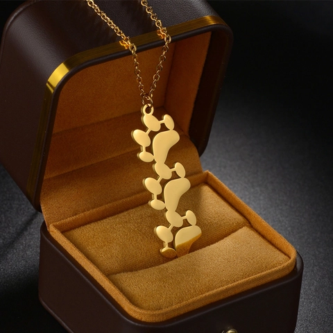 Minimalist Stainless Steel Paw Print Necklace Gold Plated Hollow Cat Dog Footprint Pendant Dainty Animal Jewelry For Women Pet Lovers Gift