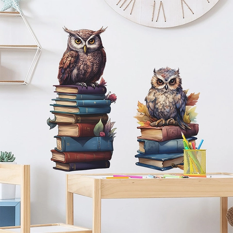 Adesivo da Parete Gufo su Libri Cartoon in PVC Autoadesivo Illustrazione Decalcomanie Removibili per Decorazione Camera Bambini