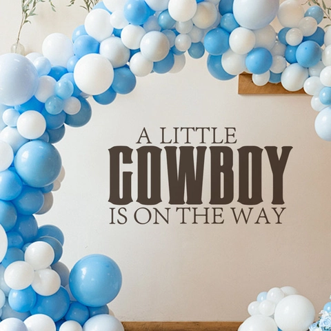 Sticker Mural Thème Cowboy Occidental Baby Shower A Little Cowboy Is On The Way Autocollant PVC pour Décoration de Fête et Chambre