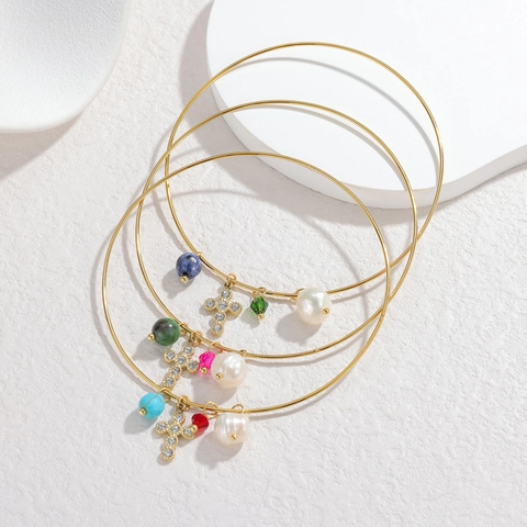 Bracelet Jonc en Acier Inoxydable avec Perle Artificielle Croix Étoile Pièce Pendentif Strass Bijoux de Mode pour Femme