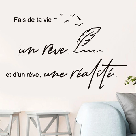 Französisches Motivierendes Zitat Wandaufkleber Fais De Ta Vie Un Reve Vinyl Aufkleber Feder Vogel DIY Abnehmbare PVC Wandkunst Dekor