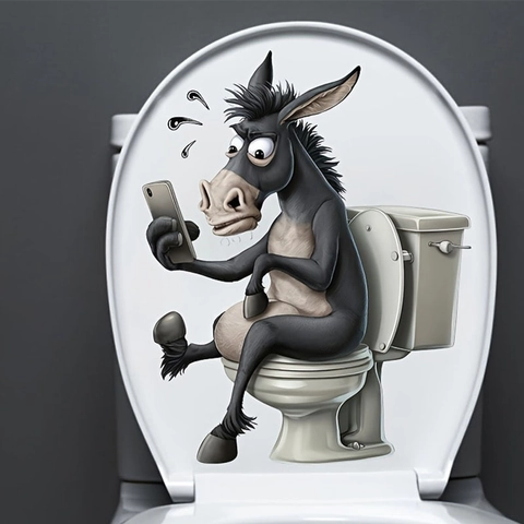 Grappige Cartoon Ezel Op Toilet Met Smartphone PVC Decoratieve Sticker Humoristische Badkamer Zelfklevende Sticker