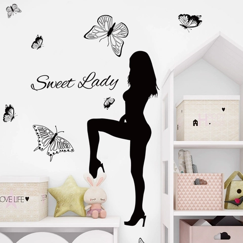 Pegatina de Pared de Silueta de Chica Sexy Con Mariposas Sweet Lady Letras Artísticas Removible Negro DIY Decoración para Dormitorio Sala de Estar Baño