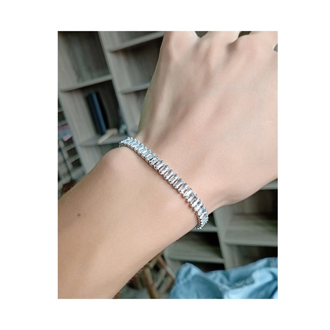 Luxe Bracelet Tennis Moissanite Baguette Pour Femmes Cristaux Étincelants Bracelet Incrusté Élégant Bijoux Plaqué Or Platine Cadeau