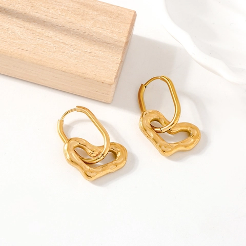 Modern 18K Gold Plated 316 Stainless Steel Heart Dangle Earrings Hammered Texture Heart Drop Earrings Jewelry For Women