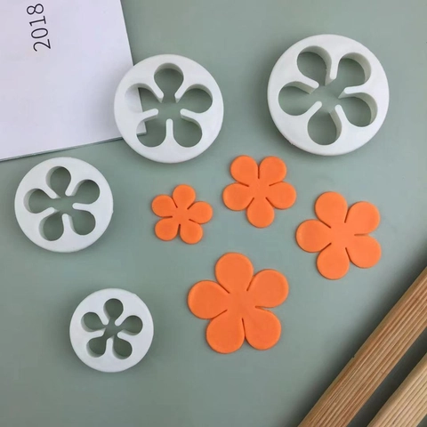 Pruimenbloesem Bloem Fondant Snijder Kunststof DIY Taart Decoratie Bakgereedschap Suiker Craft Koekje Zuiger Vormen