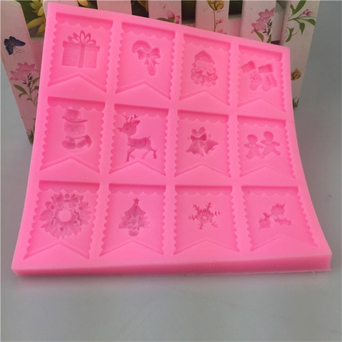 Stampo in Silicone a Forma di Bandierine di Natale per Torte Fondente Cioccolato Babbo Natale Fiocco di Neve Renna 12 Cavità