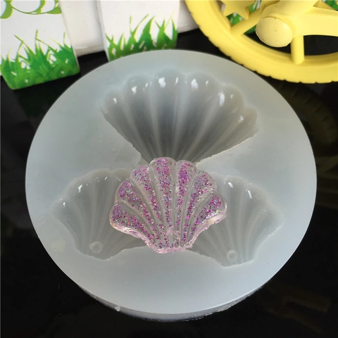 Moule en Silicone Coquillage à 3 Cavités pour Bricolage Résine Bijoux Pendentif Décoration Moule à Gâteau et Fondant