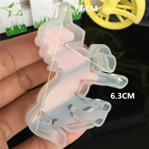 Stampo in Silicone 3D Unicorno Pegaso Lucidato a Specchio Stampo per Colata in Resina per Fai da Te Gioielli Torta Cioccolato