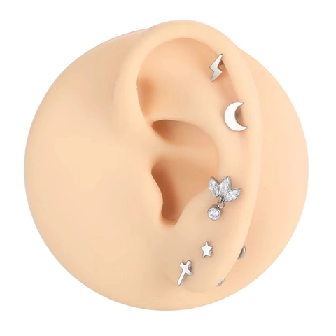 Pendientes de Botón Labret de Titanio ASTM F136 para Mujeres Hombres Corazón Cruz Estrella Strass Incrustado Oro Plata Joyería