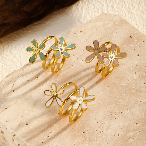 Vintage Stainless Steel 18K Gold Plated Double Flower Ring For Women Enamel Rhinestone Open Adjustable Daisy Finger Ring