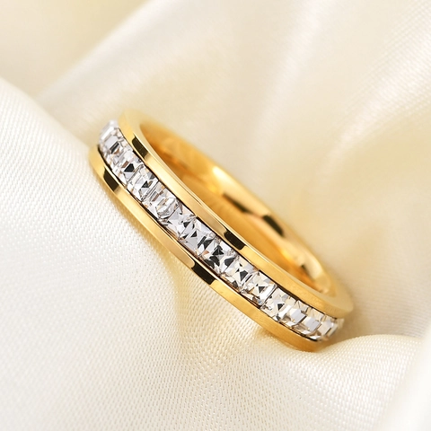 Fashion 4MM Single Row Zirconia Eternity Ring 304 Stainless Steel Geometric Inlaid Minimalist Band Ring For Women Jewelry